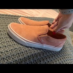 women’s size 8 velvet vans